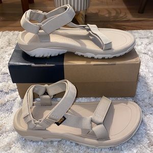 Teva Hurricane XLT2 Nude Sandals